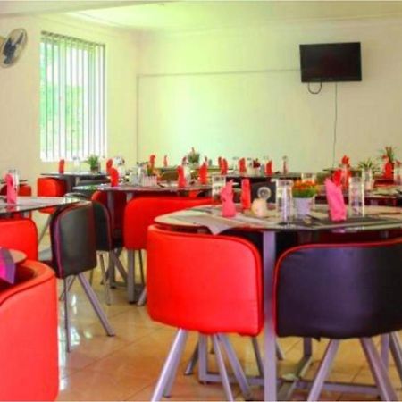 Bilkon Hotel Jinja Extérieur photo