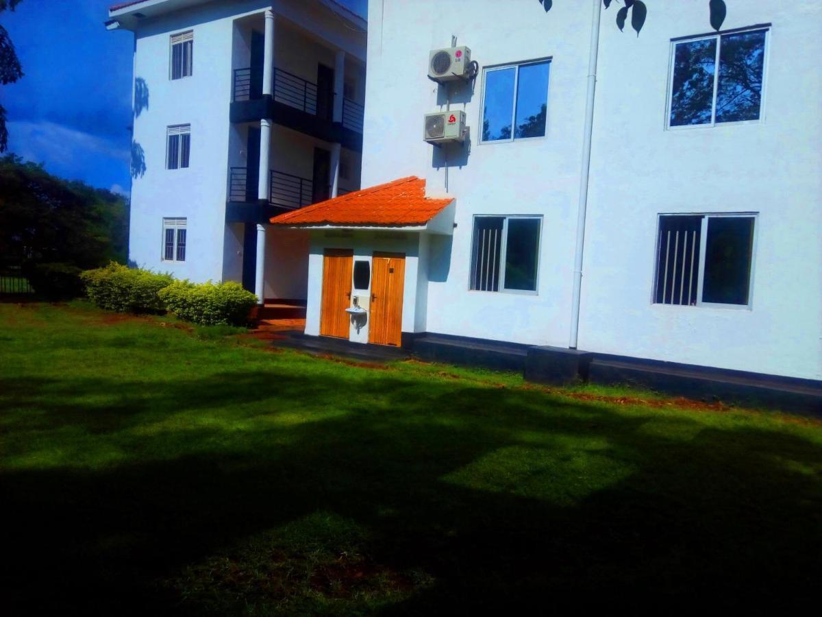 Bilkon Hotel Jinja Extérieur photo
