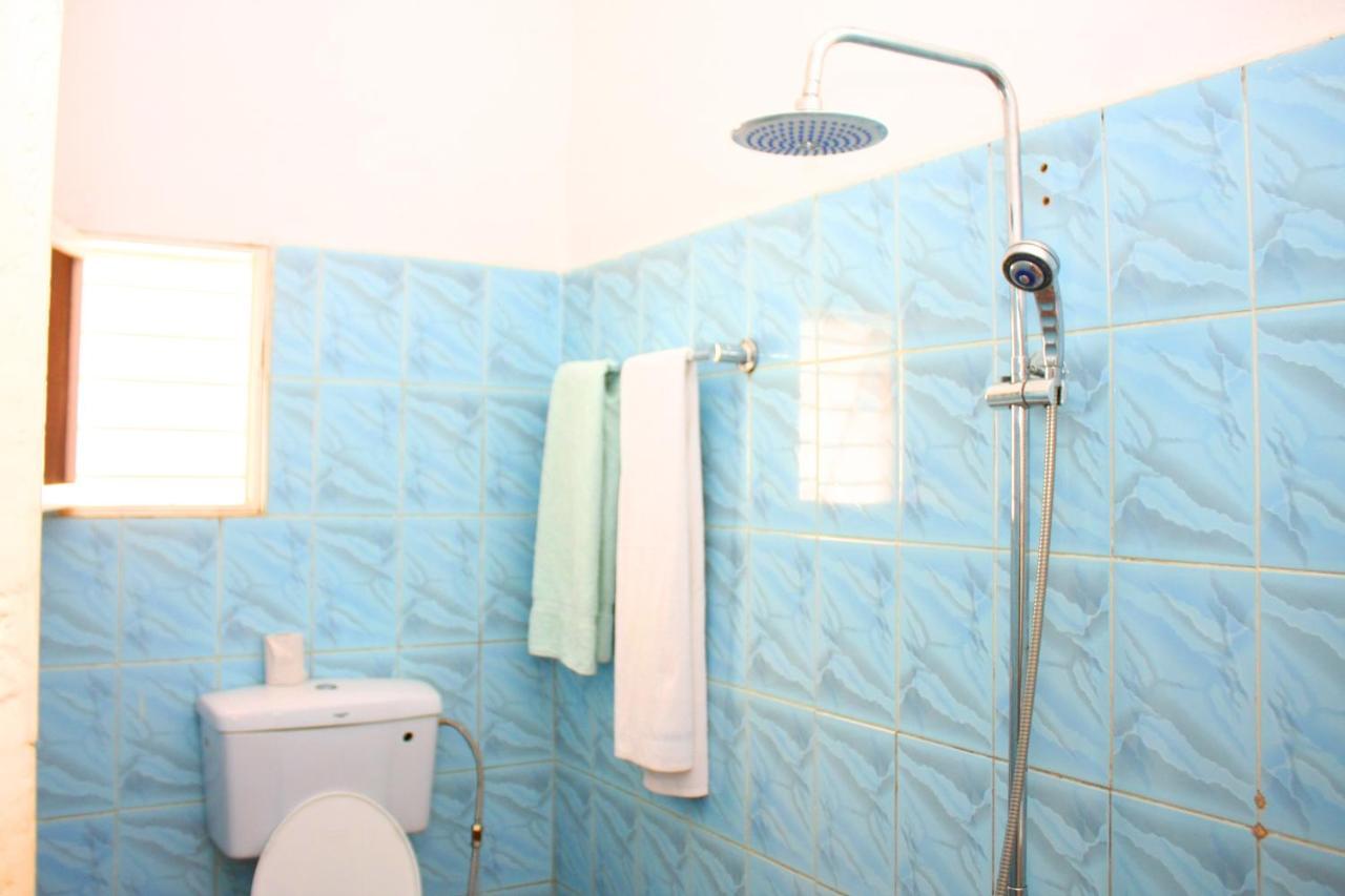 Bilkon Hotel Jinja Extérieur photo